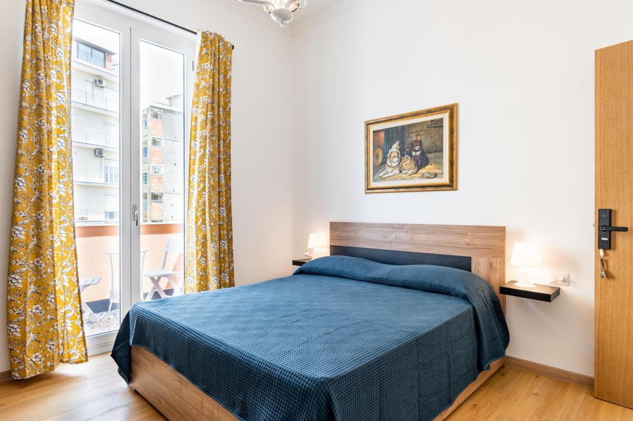 Catania Central Guest House - Rooms With Balcony المظهر الخارجي الصورة